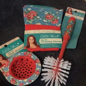PIONEER WOMAN TRIO